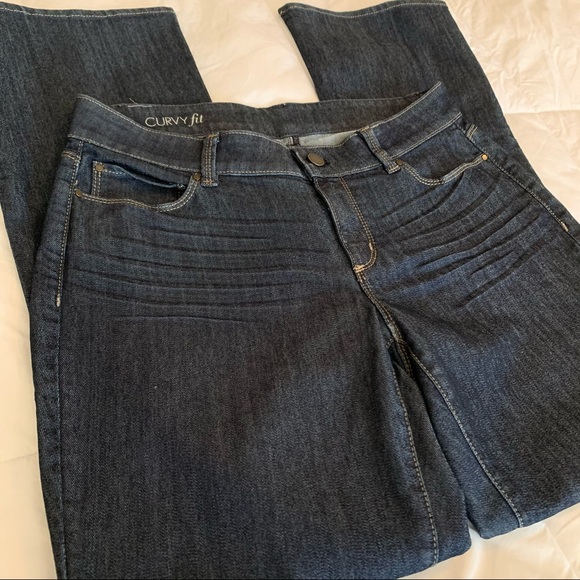 Ann Taylor Curvy Fit Ladies Jeans - Picture 2 of 3